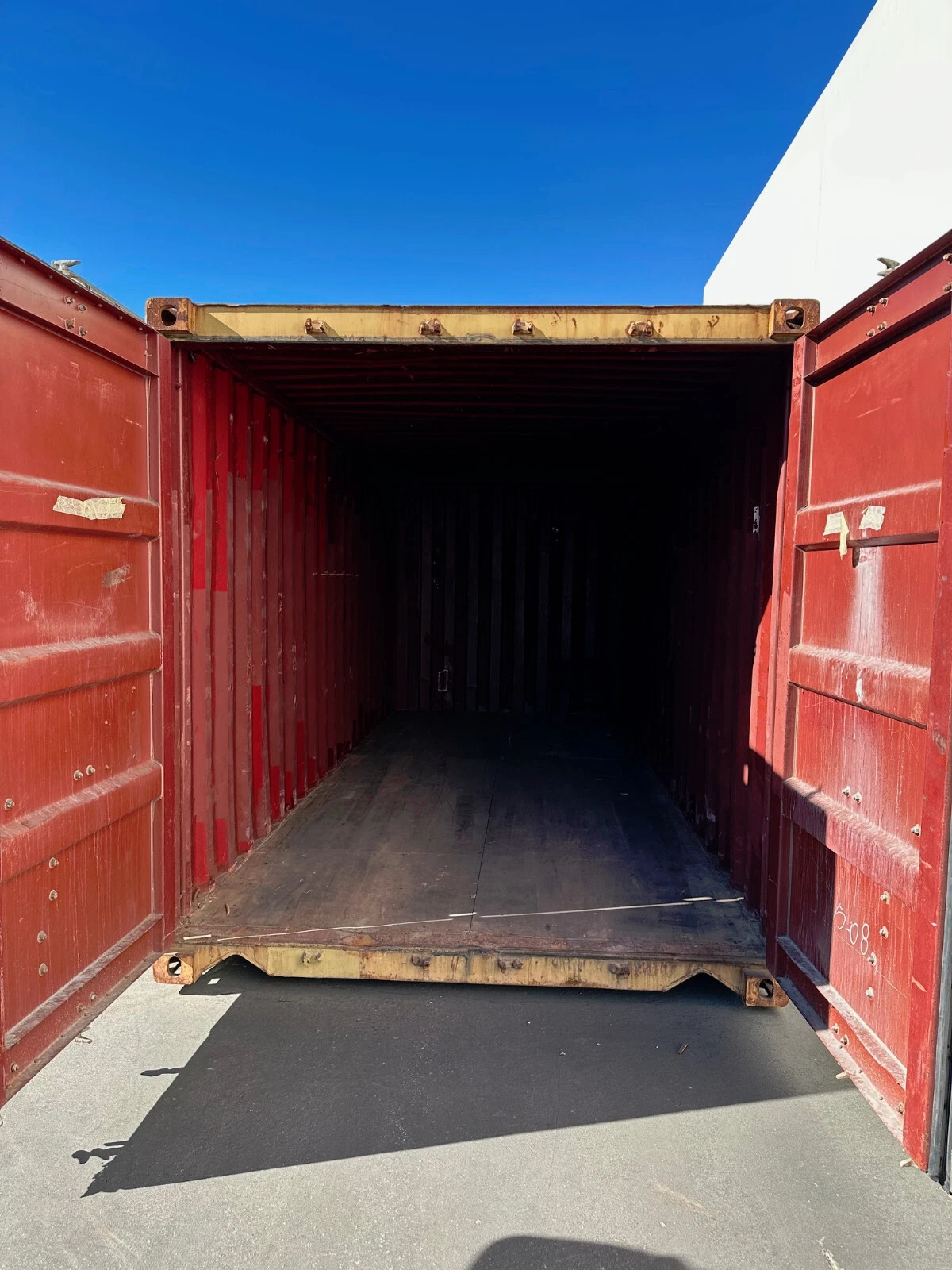 Used 20ft Conex Shipping / Storage Container β Yellow/Gold β Priced to Sell! - Image 7