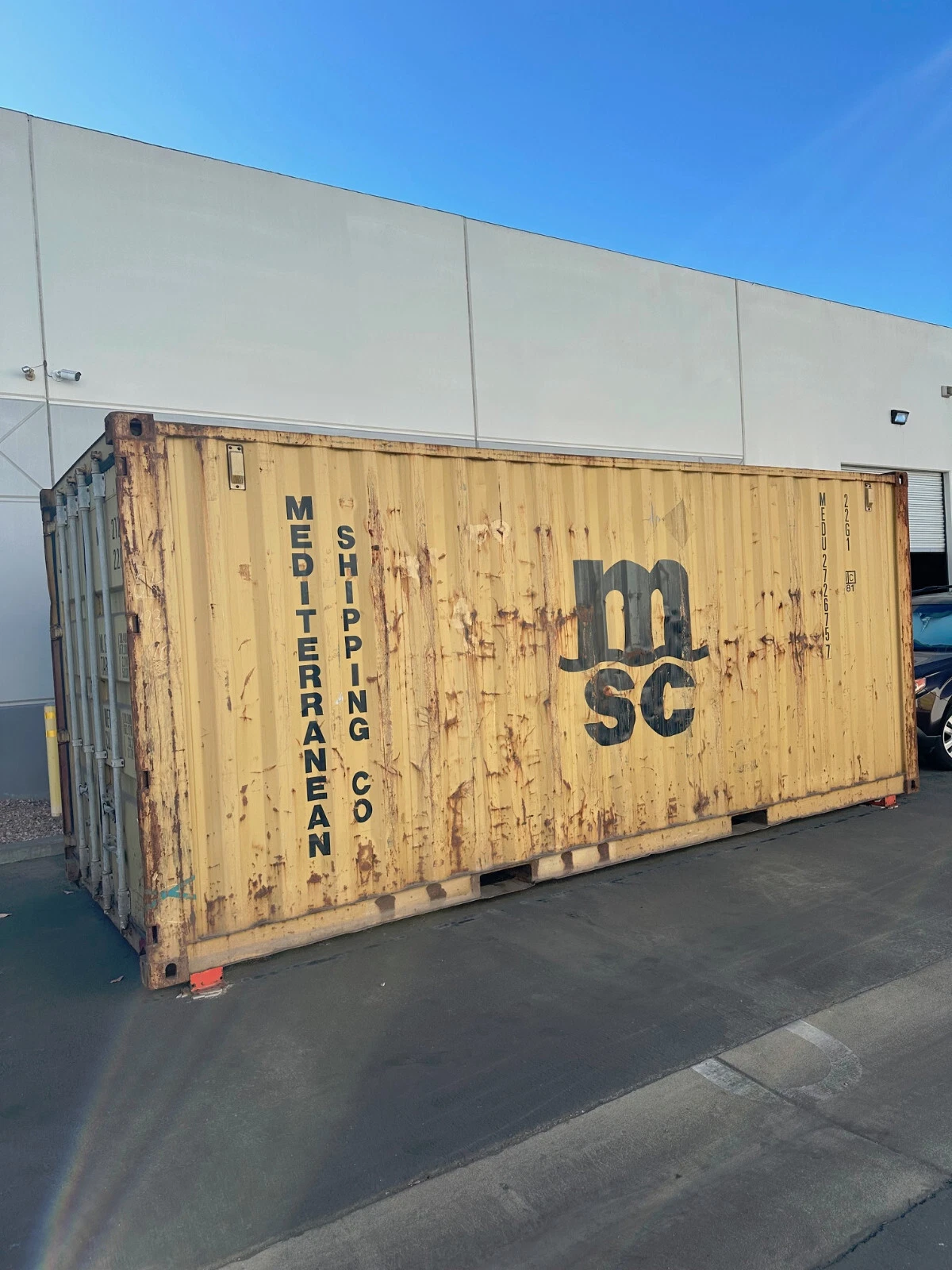 Used 20ft Conex Shipping / Storage Container β Yellow/Gold β Priced to Sell! - Image 4