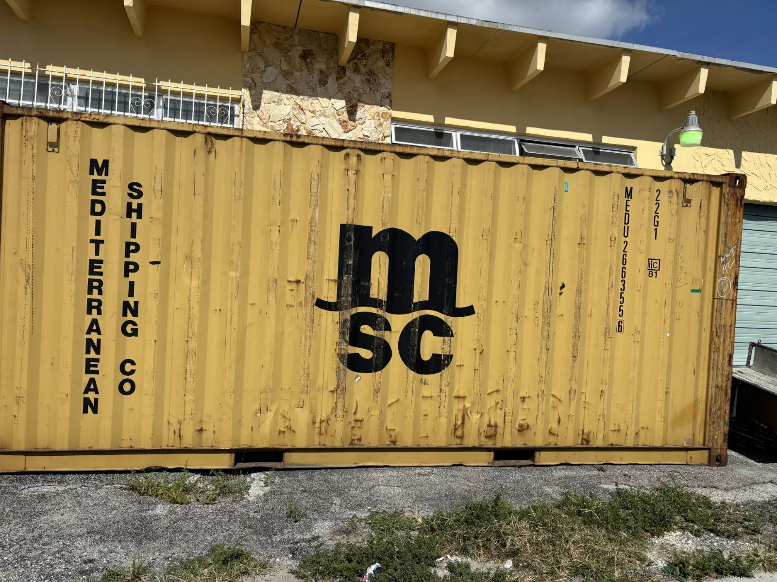 Used 20ft Conex Shipping / Storage Container β Yellow/Gold β Priced to Sell!